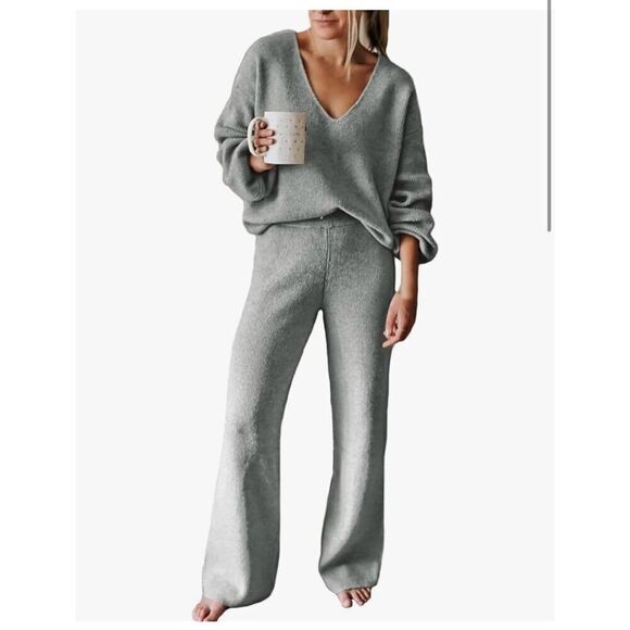 Gray 2 Piece Lounge Set - Size XL - Picture 1 of 10